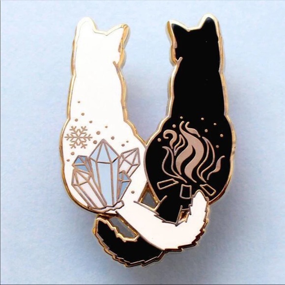 Accessories - BLACK CAT WHITE CAT ENAMEL PIN